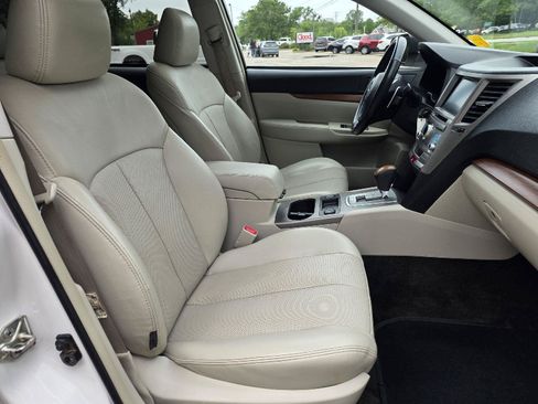 Used 2014 Subaru Outback 2.5i Limited AWD/4WD image 18