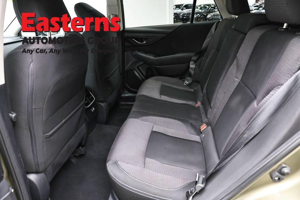 Used 2024 Subaru Outback Premium AWD/4WD image 33