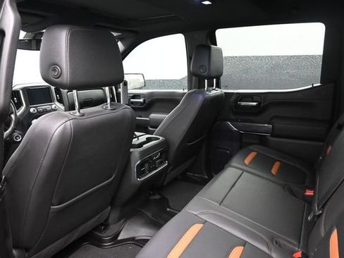 Used 2021 GMC Sierra 1500 AT4 w/ AT4 Preferred Package AWD/4WD image 11