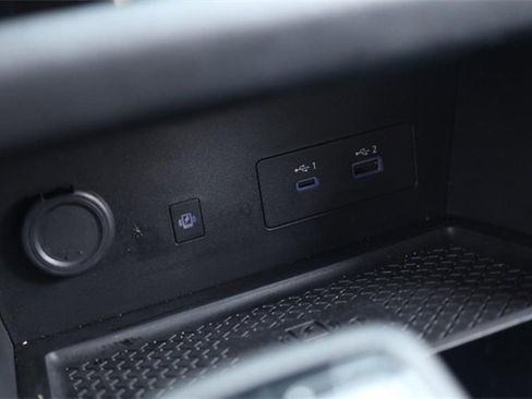 Certified 2024 Nissan Pathfinder SL image 17