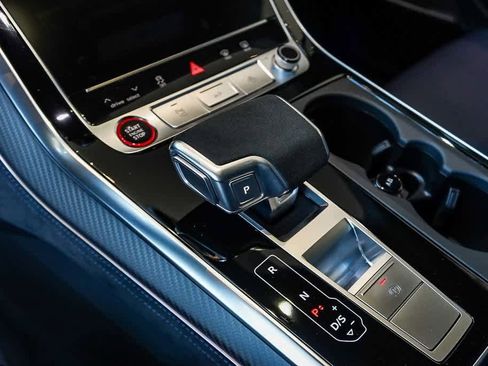 New 2026 Audi RS Q8 performance image 22