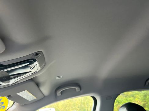 Used 2018 Alfa Romeo Stelvio AWD image 25