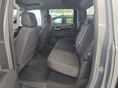 Used 2023 Chevrolet Silverado 1500 LT AWD/4WD image 10