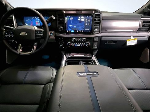 New 2026 Ford F250 Platinum AWD/4WD image 5