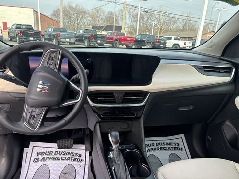 Used 2024 Buick Encore GX Avenir w/ Avenir Convenience Package image 17