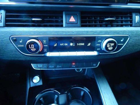 Used 2022 Audi A4 2.0T Premium Plus image 35