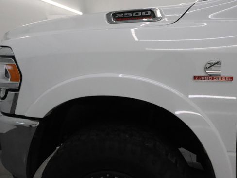 Used 2021 RAM 2500 Laramie image 32
