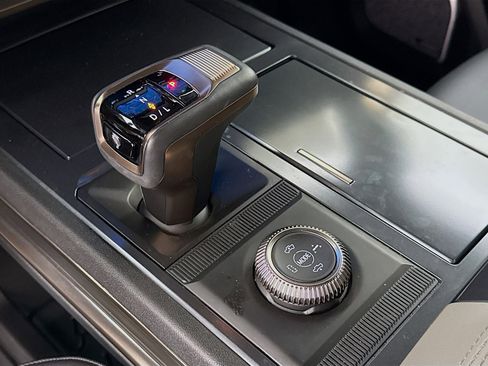 Used 2025 GMC Hummer EV 2X AWD/4WD image 17