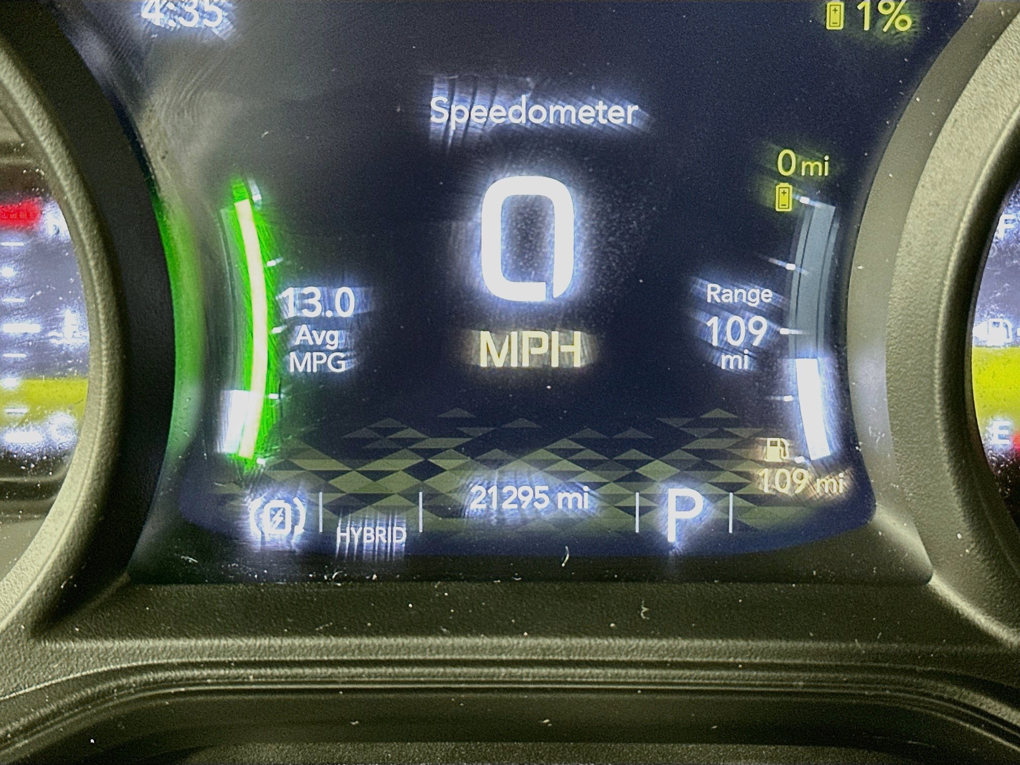 Used 2024 Jeep Wrangler Unlimited Sahara w/ Technology Group AWD/4WD image 19