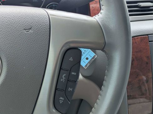 Used 2014 Chevrolet Tahoe LT RWD image 25