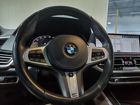 Used 2021 BMW X5 M50i w/ Dynamic Handling Package AWD/4WD image 29
