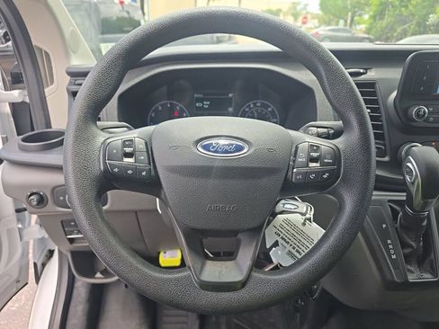 Used 2025 Ford Transit 250 Low Roof w/ Exterior Upgrade Package RWD image 8
