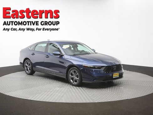 Used 2023 Honda Accord EX image 50