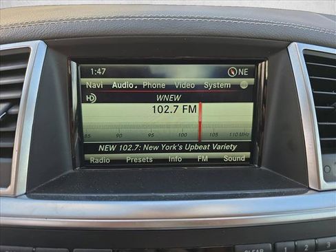 Used 2015 Mercedes-Benz GL 450 4MATIC image 23