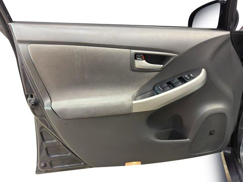 Used 2011 Toyota Prius Three image 13