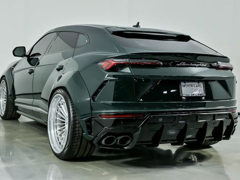 Used 2019 Lamborghini Urus image 10