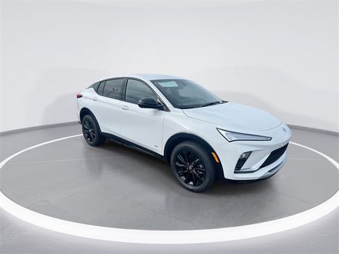 New 2026 Buick Envista Sport Touring image 2