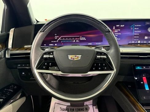 Used 2025 Cadillac Escalade Sport Platinum AWD/4WD image 30
