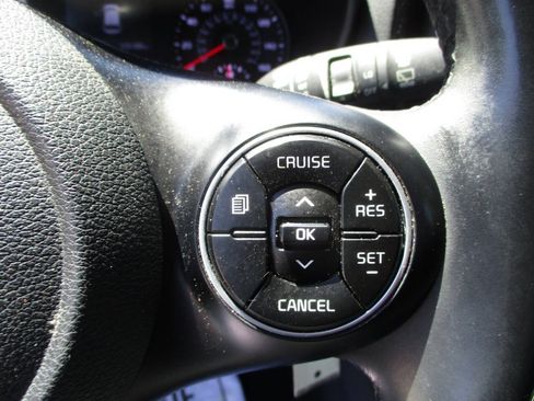 Used 2021 Kia Soul GT-Line FWD image 16