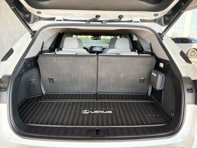 Certified 2022 Lexus RX 350L FWD w/ Premium Package image 23