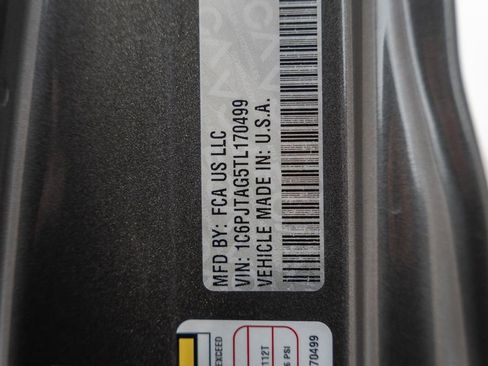 New 2026 Jeep Gladiator Sport image 37