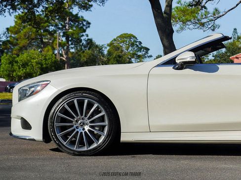 Used 2017 Mercedes-Benz S 550 Cabriolet image 4