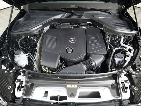 Certified 2025 Mercedes-Benz GLC 300 image 29