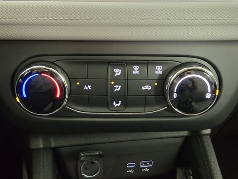 New 2026 Chevrolet TrailBlazer LS w/ LS Convenience Package FWD image 19