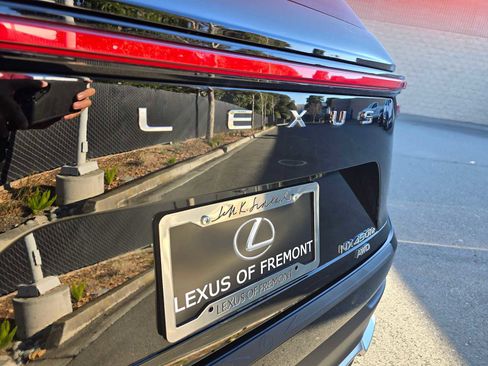Certified 2025 Lexus NX 450h+ F Sport image 16
