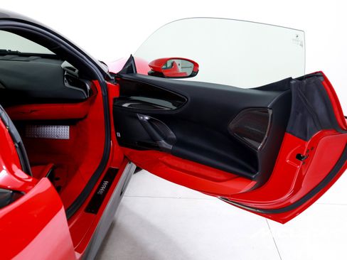 Used 2021 Ferrari SF90 Stradale AWD/4WD image 18