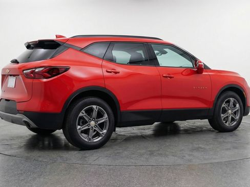 Used 2025 Chevrolet Blazer LT image 9