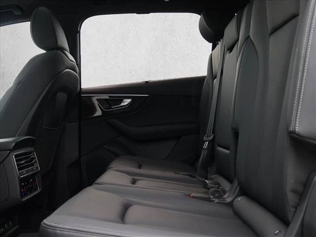 New 2026 Audi Q7 3.0T Premium Plus AWD/4WD image 17