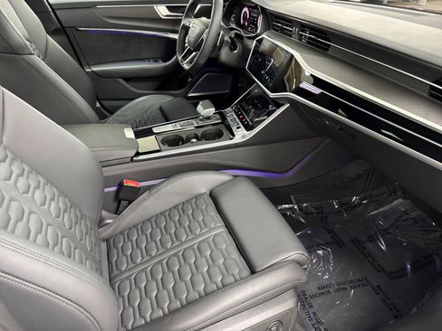 Certified 2024 Audi RS 6 performance AWD/4WD image 16