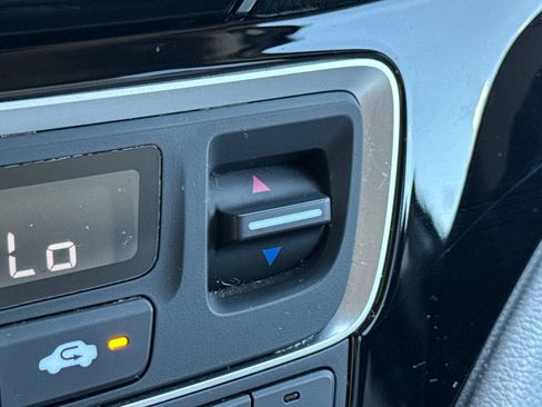 Used 2019 Honda Pilot Elite image 28