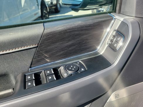 New 2025 Ford F150 Lariat w/ Equipment Group 501A Mid image 16