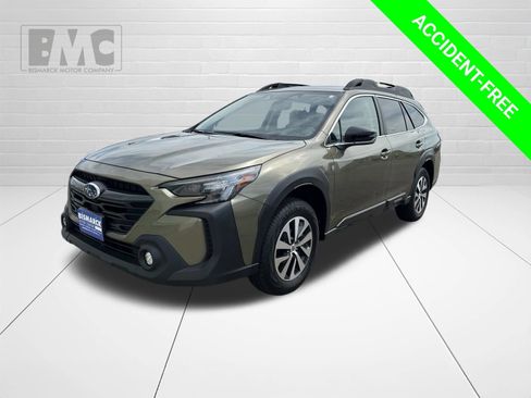 Used 2025 Subaru Outback Premium w/ Popular Package #1A AWD/4WD image 1