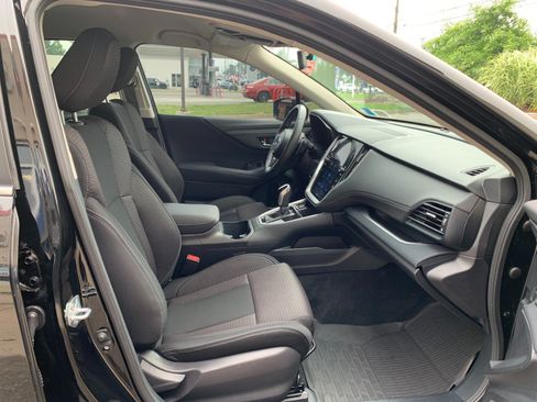 Used 2024 Subaru Outback Premium AWD/4WD image 34