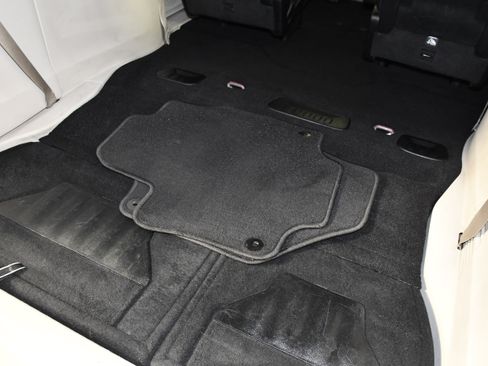 Used 2020 Chrysler Pacifica Touring-L FWD image 49