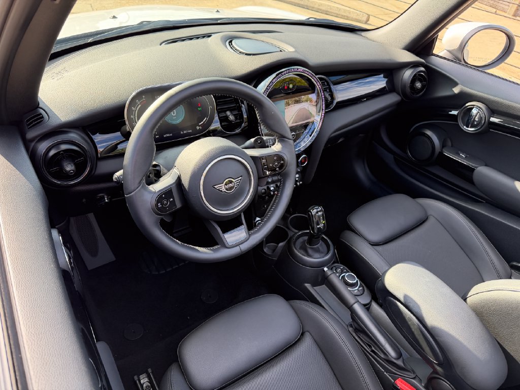 Used 2024 MINI Cooper S FWD image 13