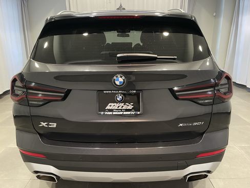 Used 2023 BMW X3 xDrive30i w/ Premium Package AWD/4WD image 5