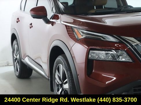 Used 2021 Nissan Rogue Platinum image 9