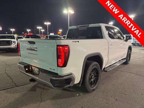 Used 2019 GMC Sierra 1500 SLE w/ SLE Value Package image 3