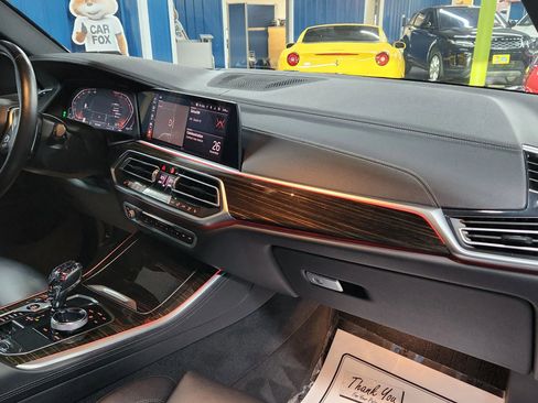 Used 2019 BMW X5 xDrive40i w/ Premium Package 2 image 13