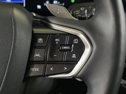 Used 2025 Lexus RX 350 Premium image 31