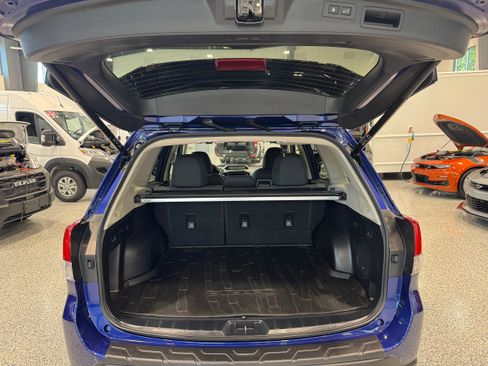 Used 2024 Subaru Forester Sport AWD/4WD image 9