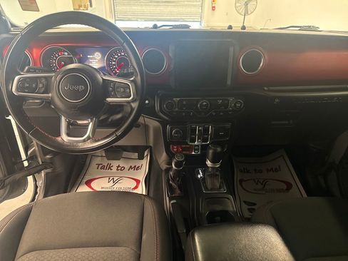 Used 2022 Jeep Wrangler Unlimited Rubicon w/ Safety Group AWD/4WD image 14