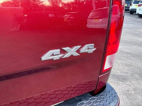 Used 2019 RAM 1500 Express image 8