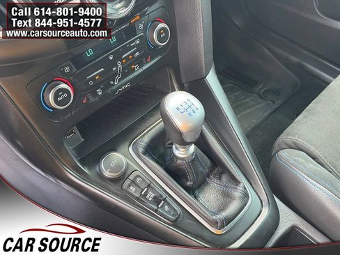 Used 2017 Ford Focus RS AWD/4WD image 21