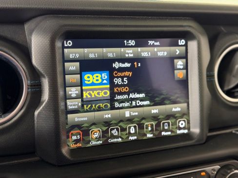 Certified 2023 Jeep Wrangler Unlimited Rubicon 4xe w/ Cold Weather Group AWD/4WD image 19