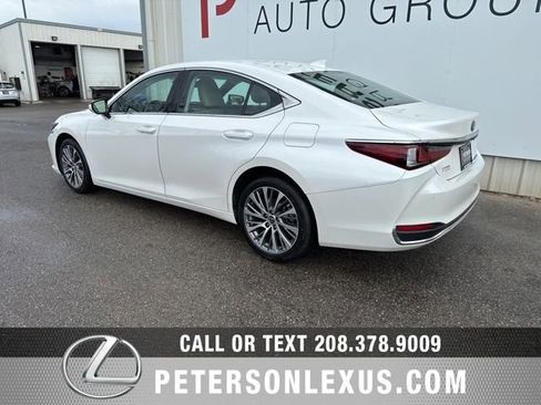 Used 2021 Lexus ES 250 w/ Premium Package image 5